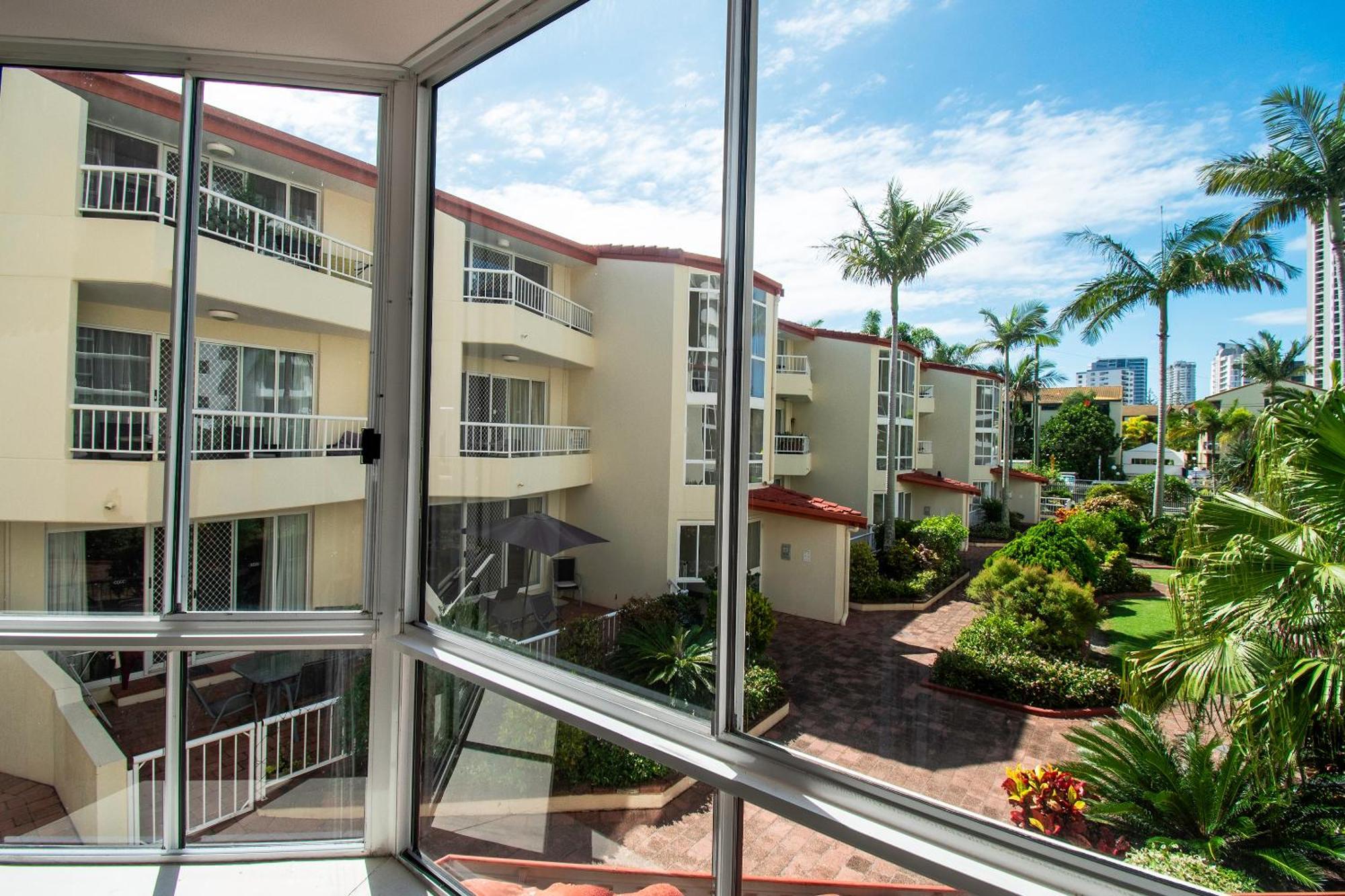 Key Largo Holiday Apartments Gold Coast Eksteriør bilde