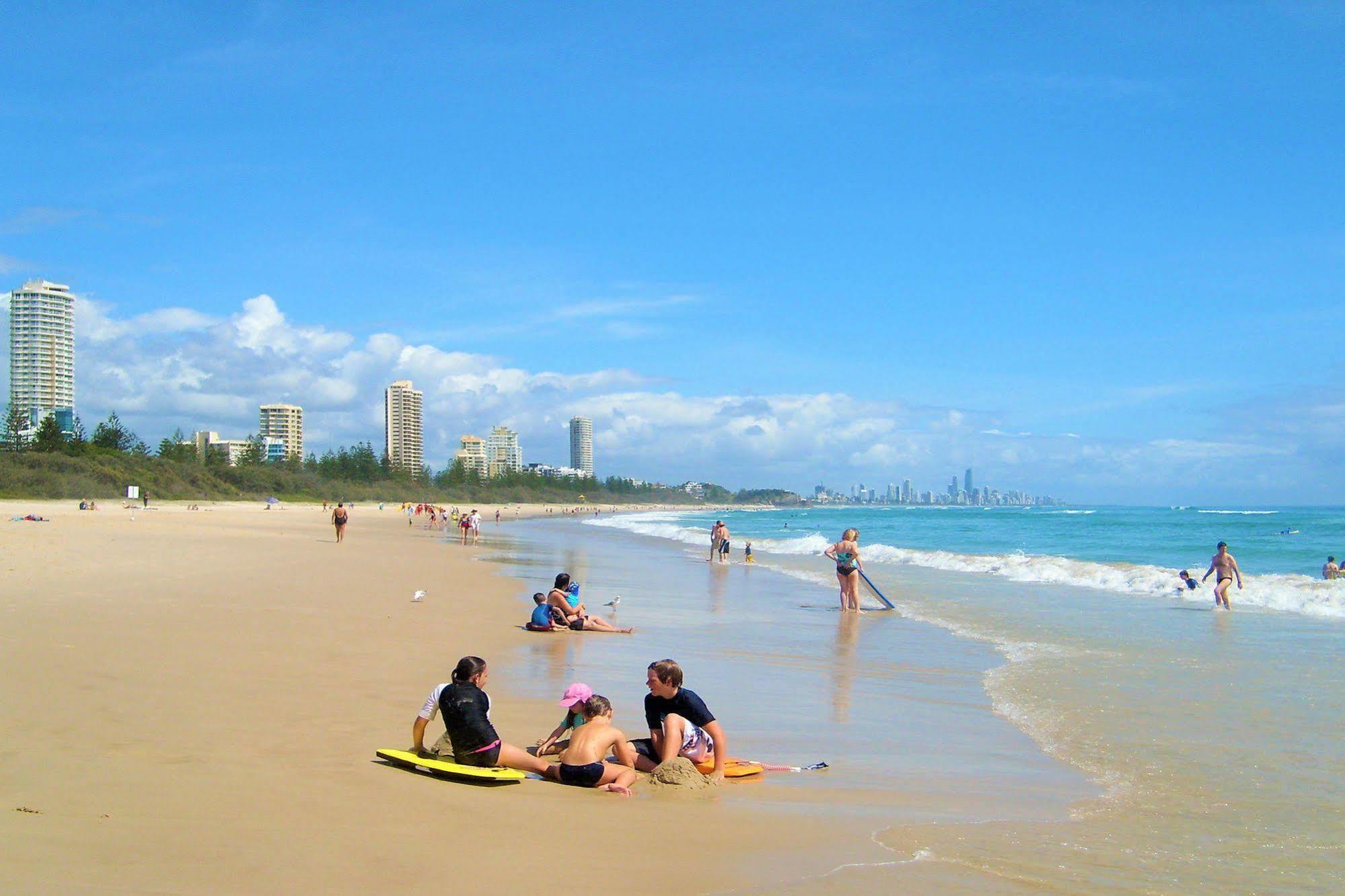 Key Largo Holiday Apartments Gold Coast Eksteriør bilde